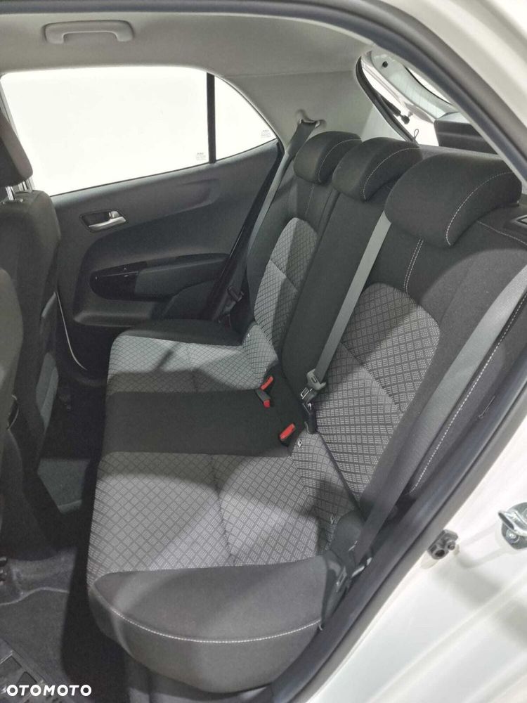 Kia Picanto - 28