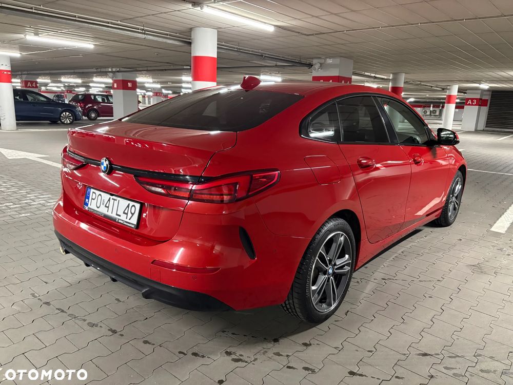 BMW Seria 2 218i Sport Line - 7