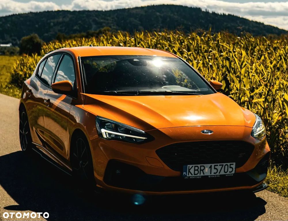 Ford Focus 2.3 EcoBoost S&S ST - 37