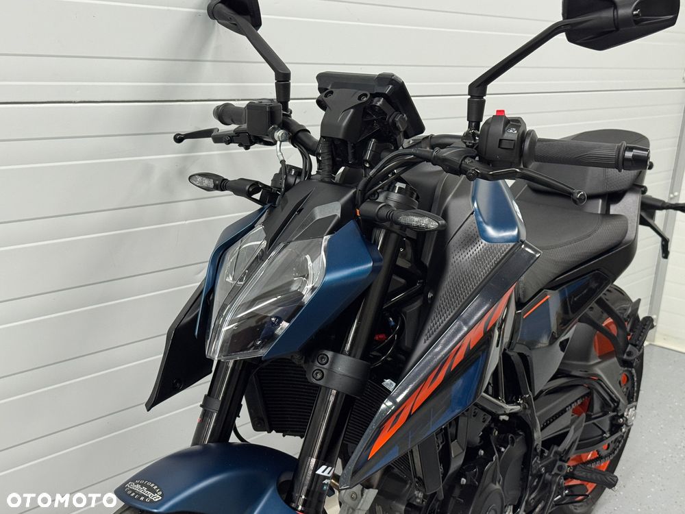 KTM Duke 125 - 25