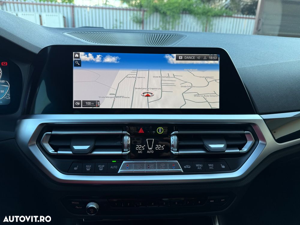 BMW Seria 3 330e xDrive Aut. Advantage - 28