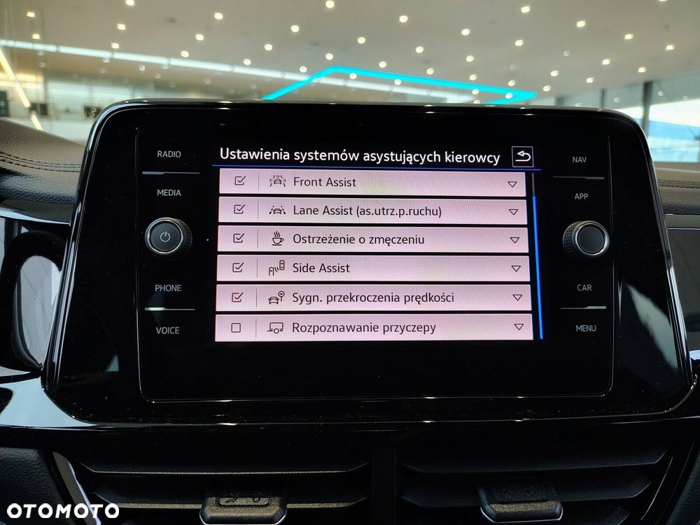 Volkswagen T-Roc - 19