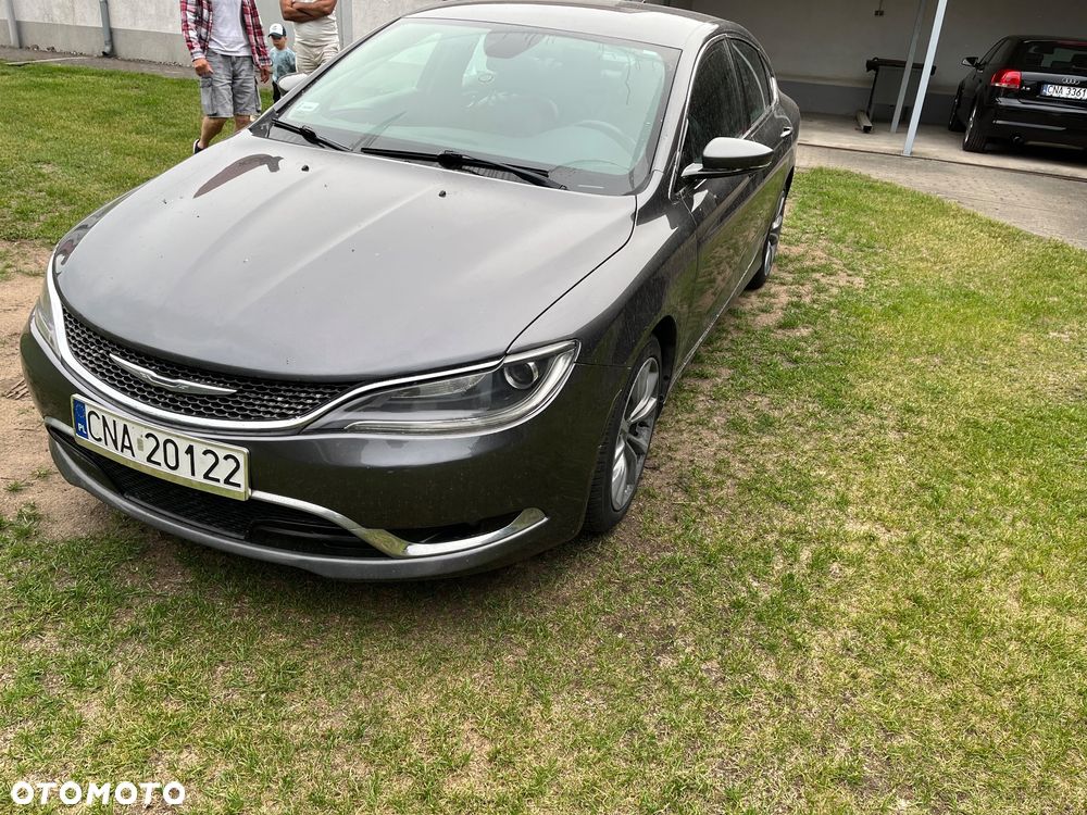 Chrysler 200 - 6