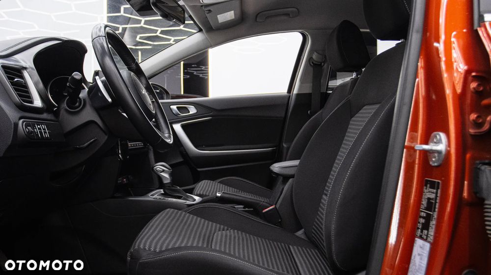 Kia XCeed 1.5 T-GDI M DCT - 13