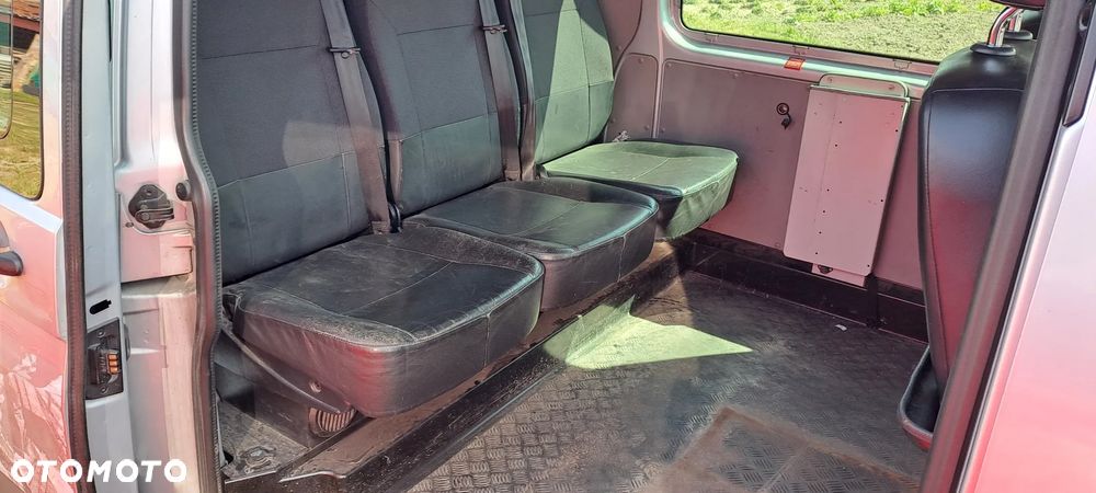 Volkswagen Transporter - 14