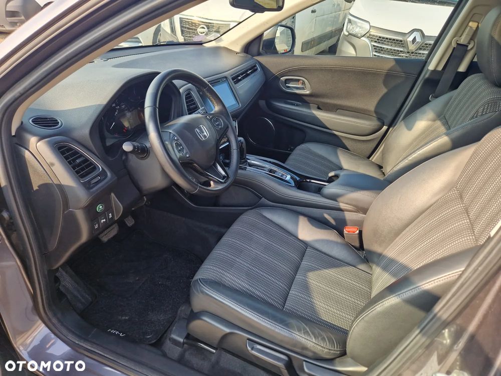 Honda HR-V 1.5 i-VTEC CVT Executive - 16