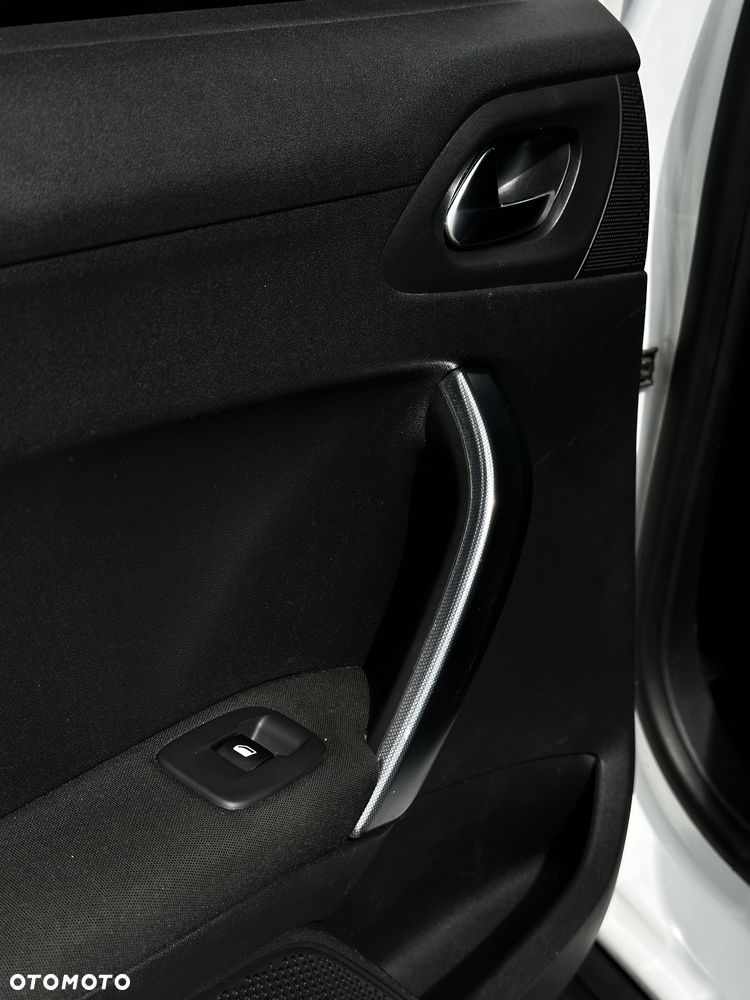 Peugeot 2008 1.6 e-HDi Allure S&S - 25