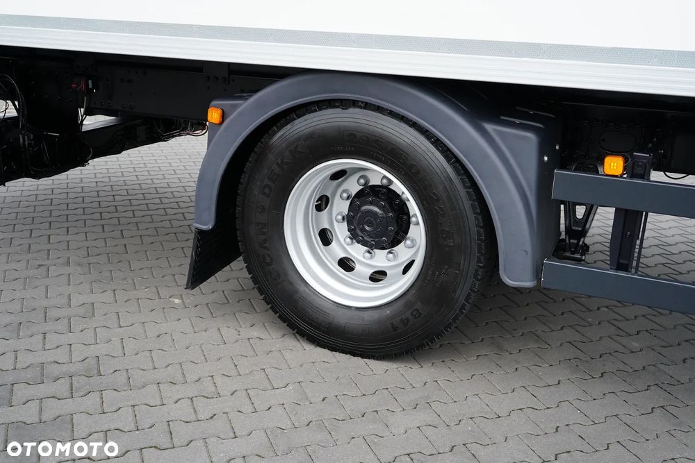MAN TGM / 18.290 / ACC / EURO 6 / IZOTERMA + WINDA / 18 PALET / OTWIERANY BOK - 31