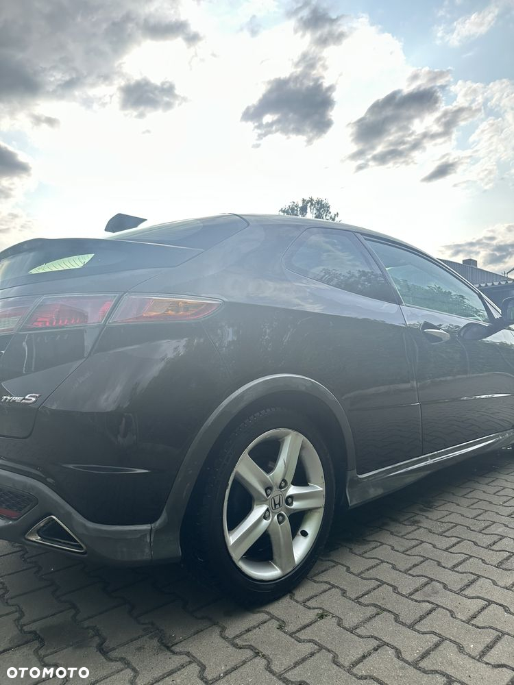Honda Civic 2.2i-CTDi TypeS + - 5
