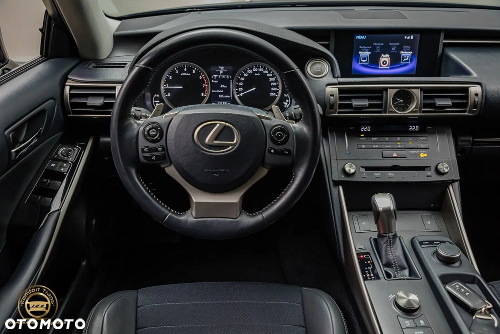 Lexus IS 200t Elite - 19