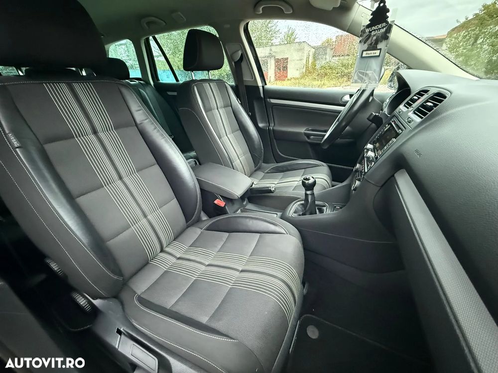 Volkswagen Golf 1.6 TDI DPF BlueMotion Technology MATCH - 30