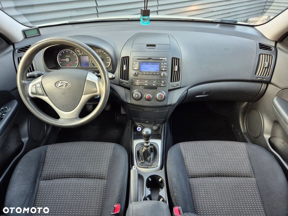 Hyundai i30 1.6 Classic - 9