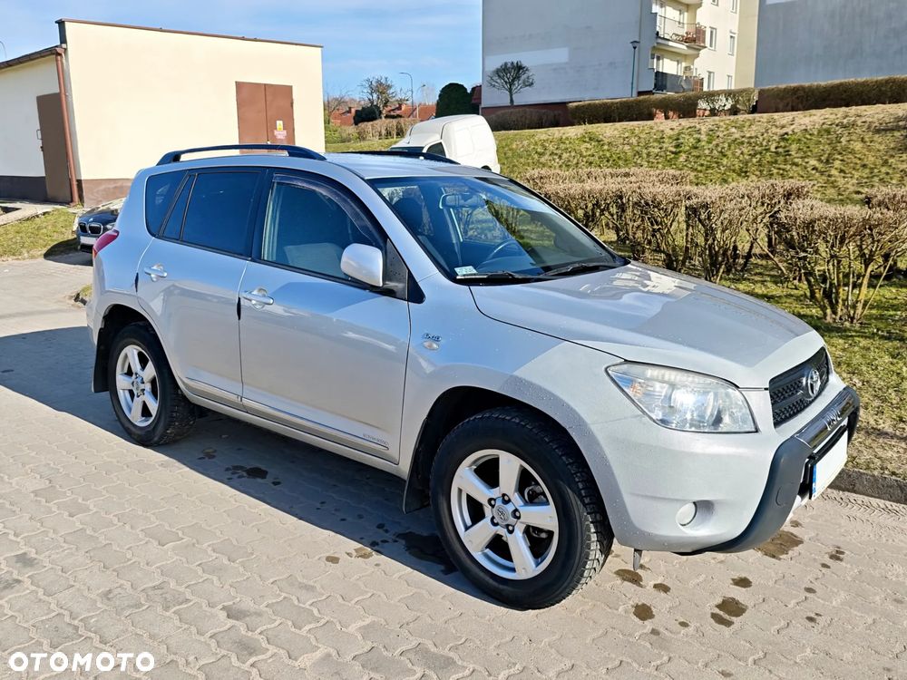 Toyota RAV4 2.2 D-4D Luna - 4