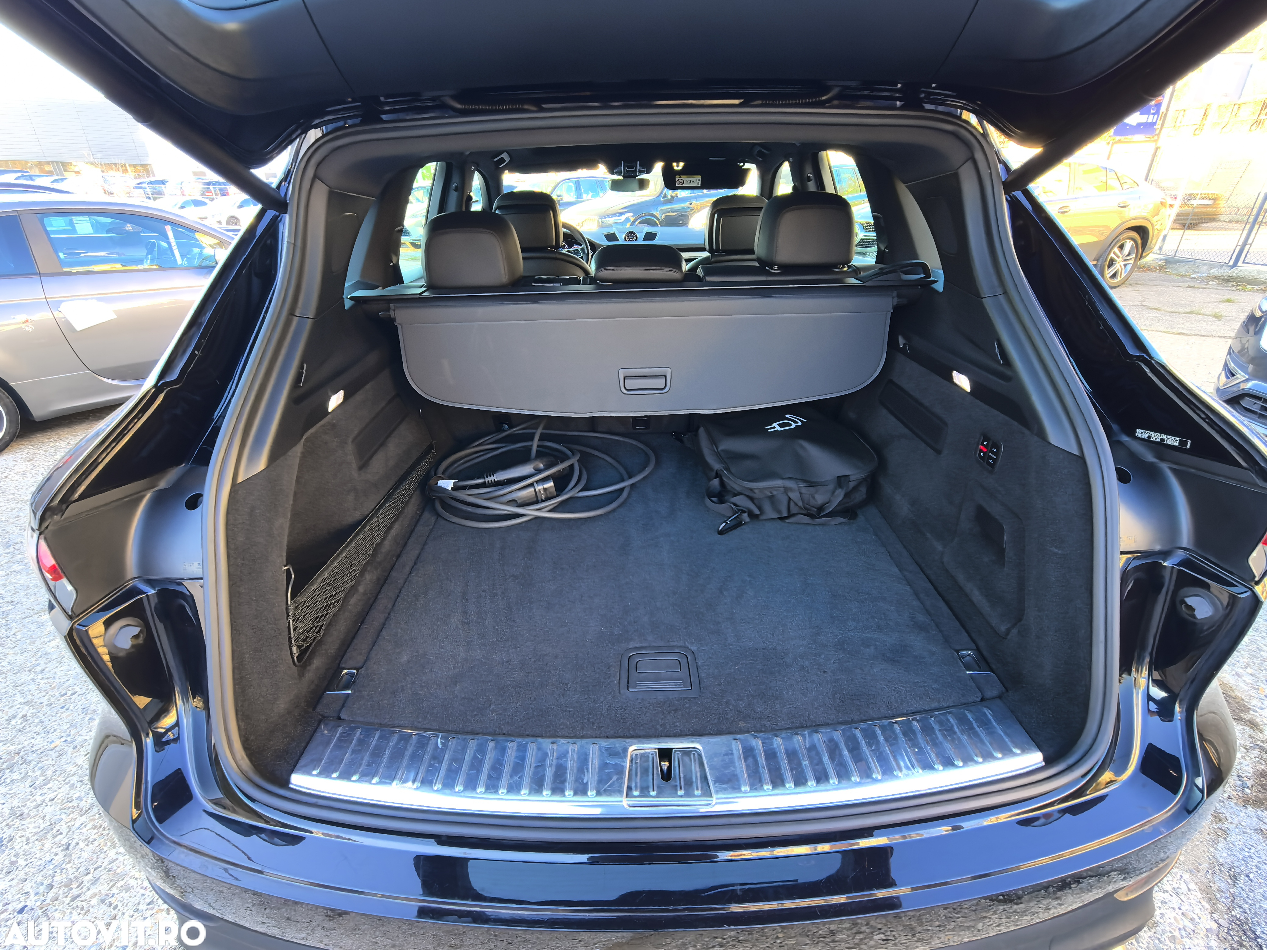 Porsche Cayenne E-Hybrid Tiptronic S Platinum Edition - 25
