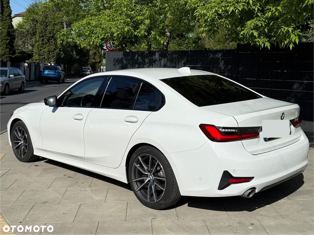 BMW Seria 3 320i GPF Sport Line - 10