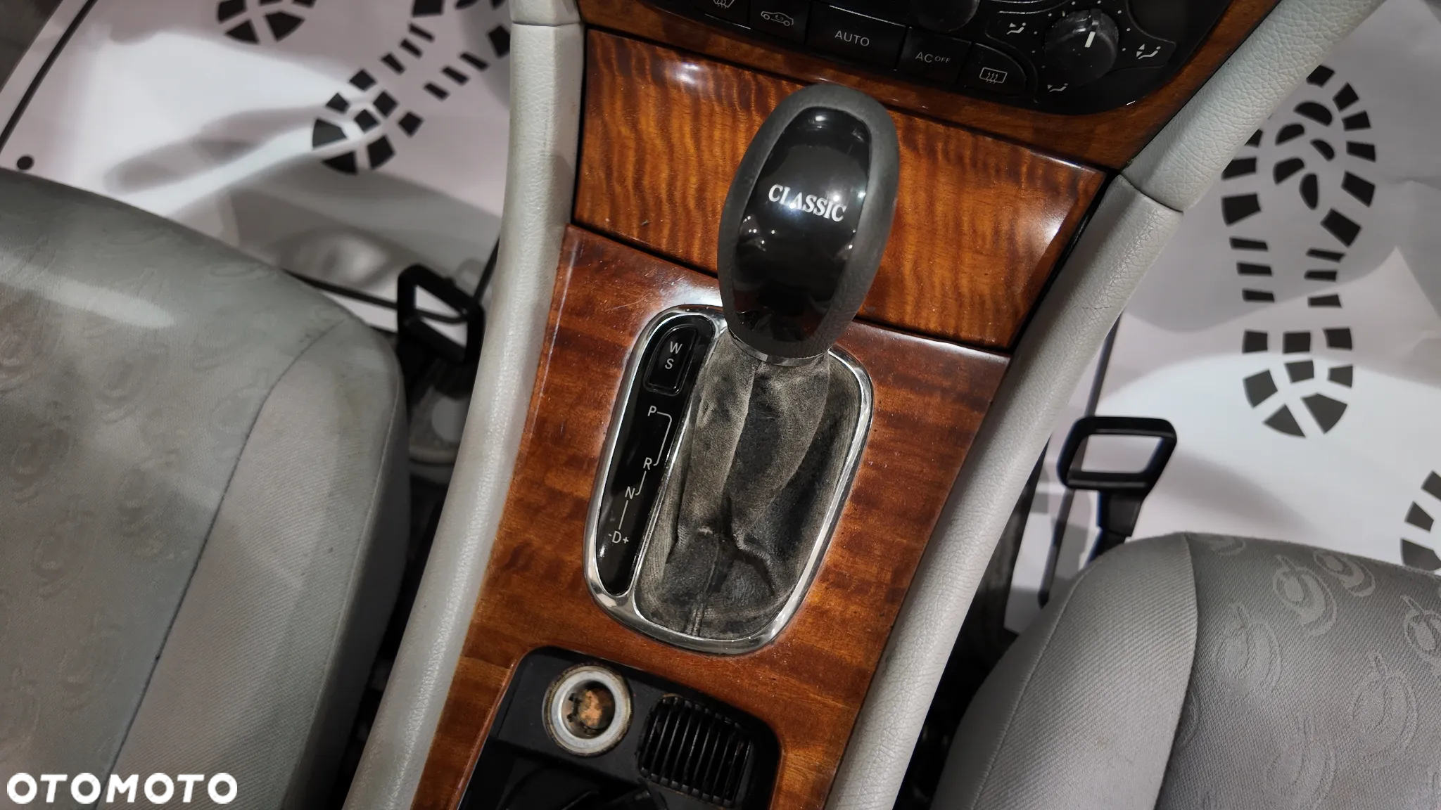 Mercedes-Benz Klasa C 180 T Kompressor Automatik Classic - 39