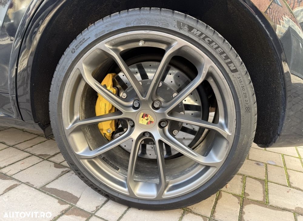 Porsche Cayenne Coupe - 14