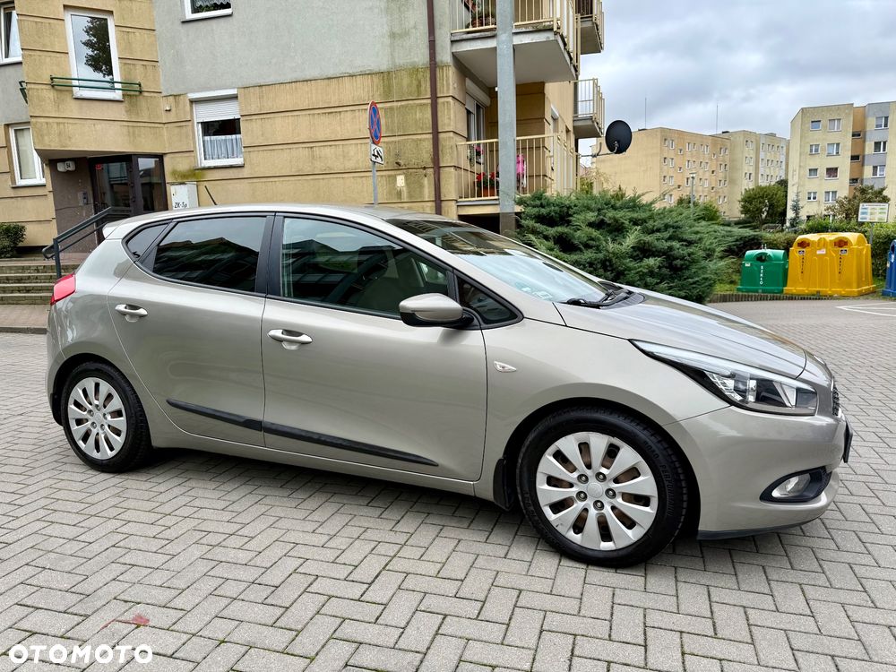 Kia Ceed Cee'd 1.4 M - 2