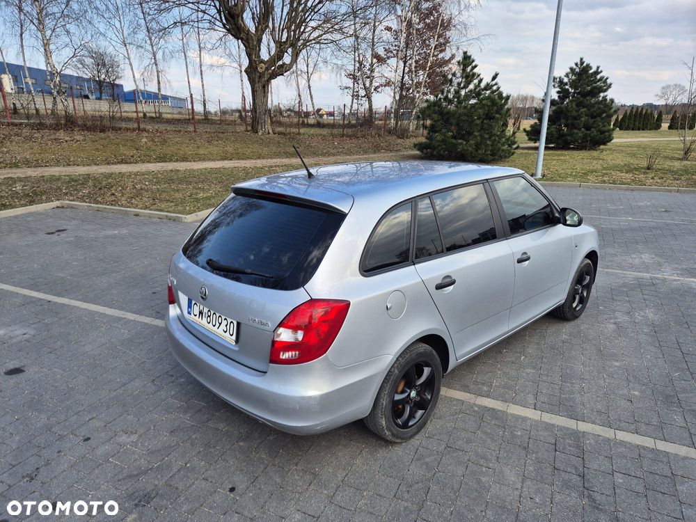 Skoda Fabia 1.4 16V Ambition - 6