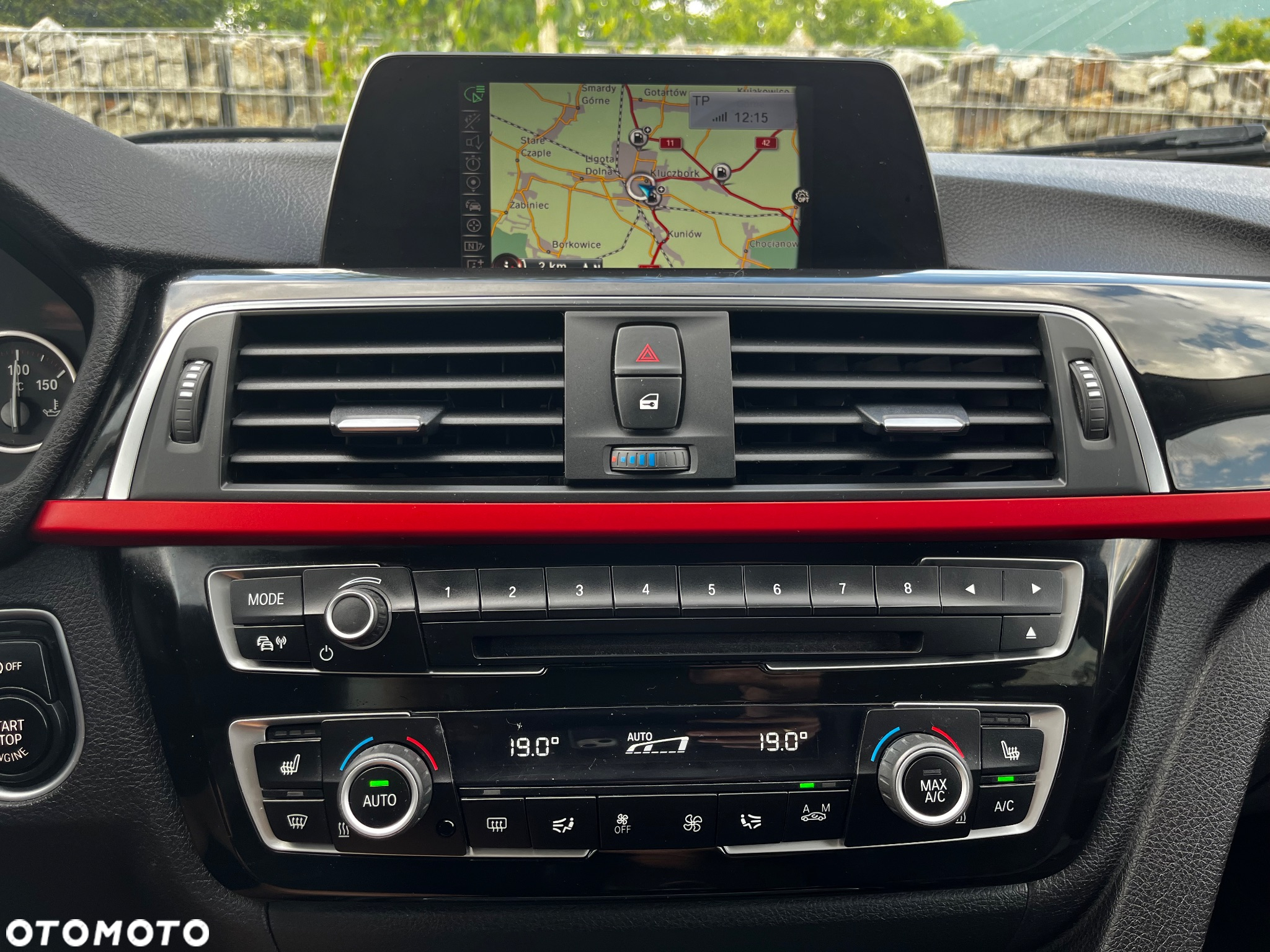 BMW Seria 3 320d xDrive Sport Line - 29