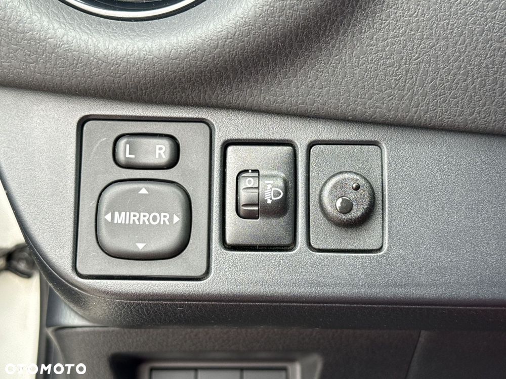 Toyota Yaris 1.5 Selection - 22