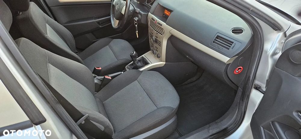 Opel Astra - 8