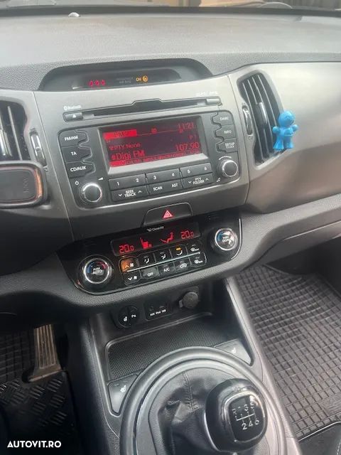 Kia Sportage 2.0 CRDI AWD Spirit - 11