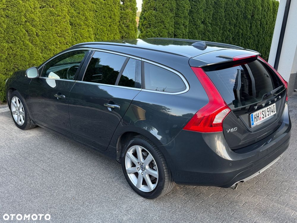 Volvo V60 D2 Drive-E Momentum - 15
