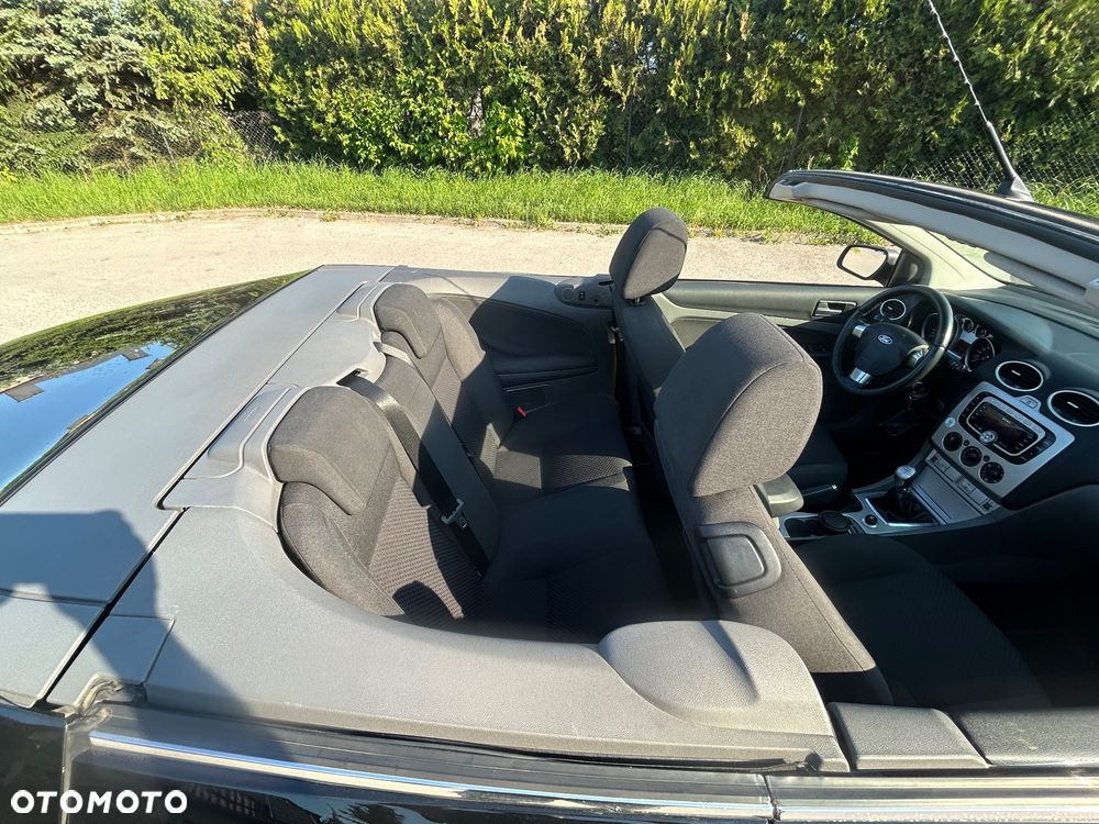 Ford Focus 2.0 16V Sport - 21