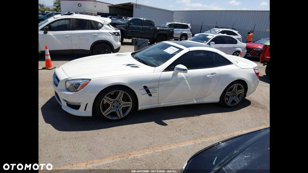 Mercedes-Benz SL 63 AMG - 7