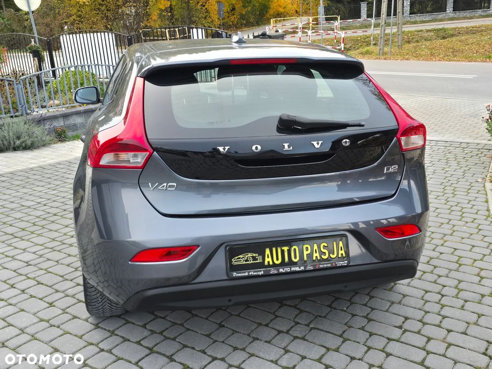 Volvo V40 D2 - 16