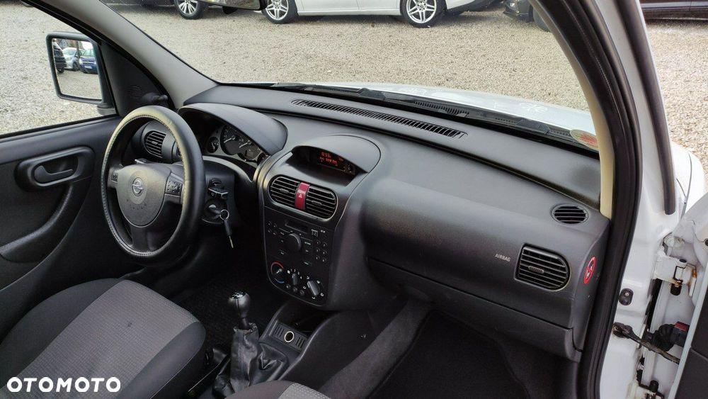 Opel Combo - 20