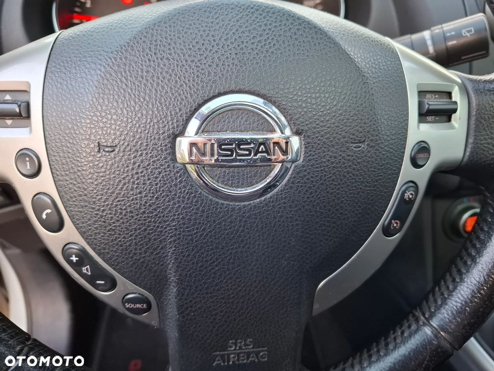 Nissan Qashqai 2.0 4x4 tekna - 17