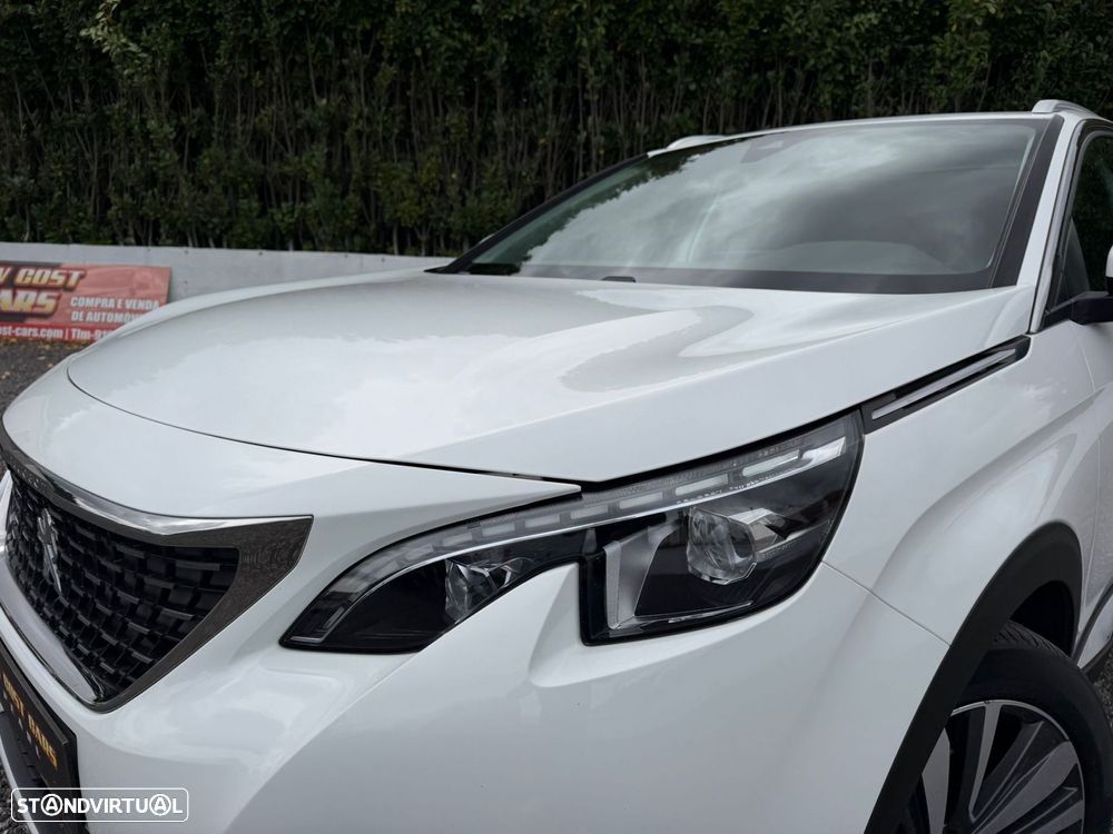 Peugeot 3008 1.2 PureTech Allure - 24