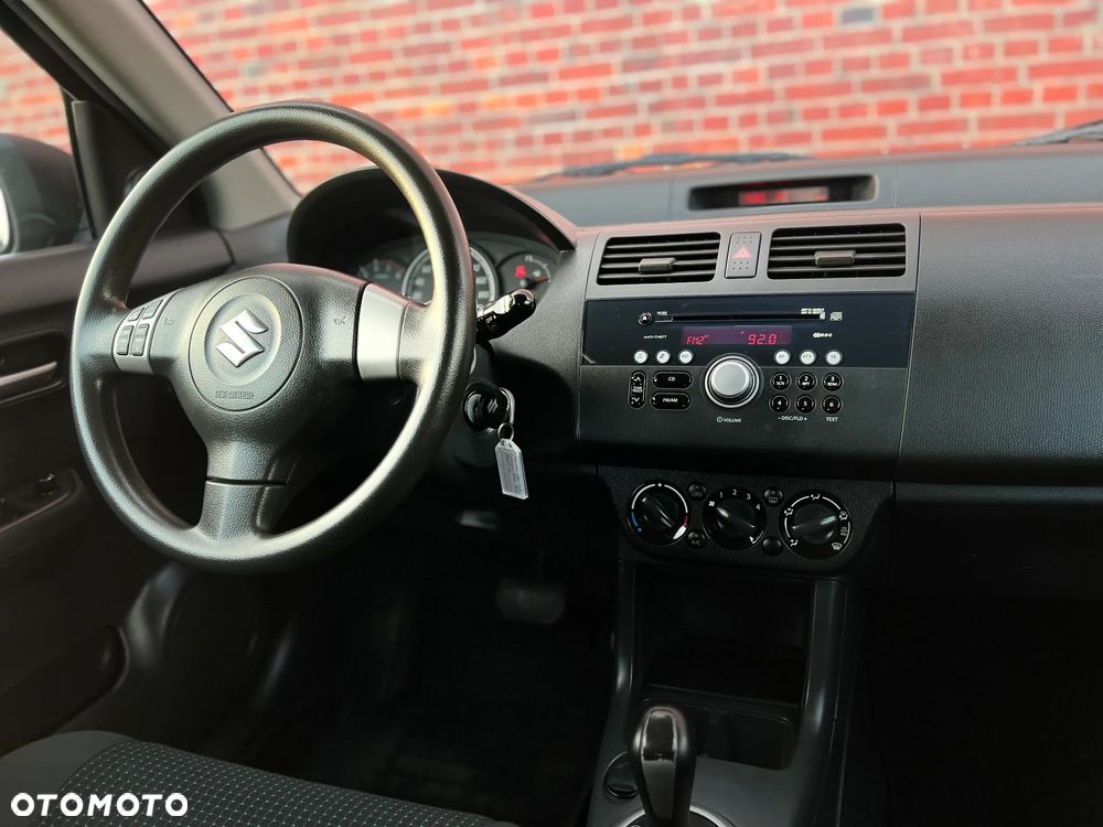 Suzuki Swift 1.3 A-M-T Comfort - 7