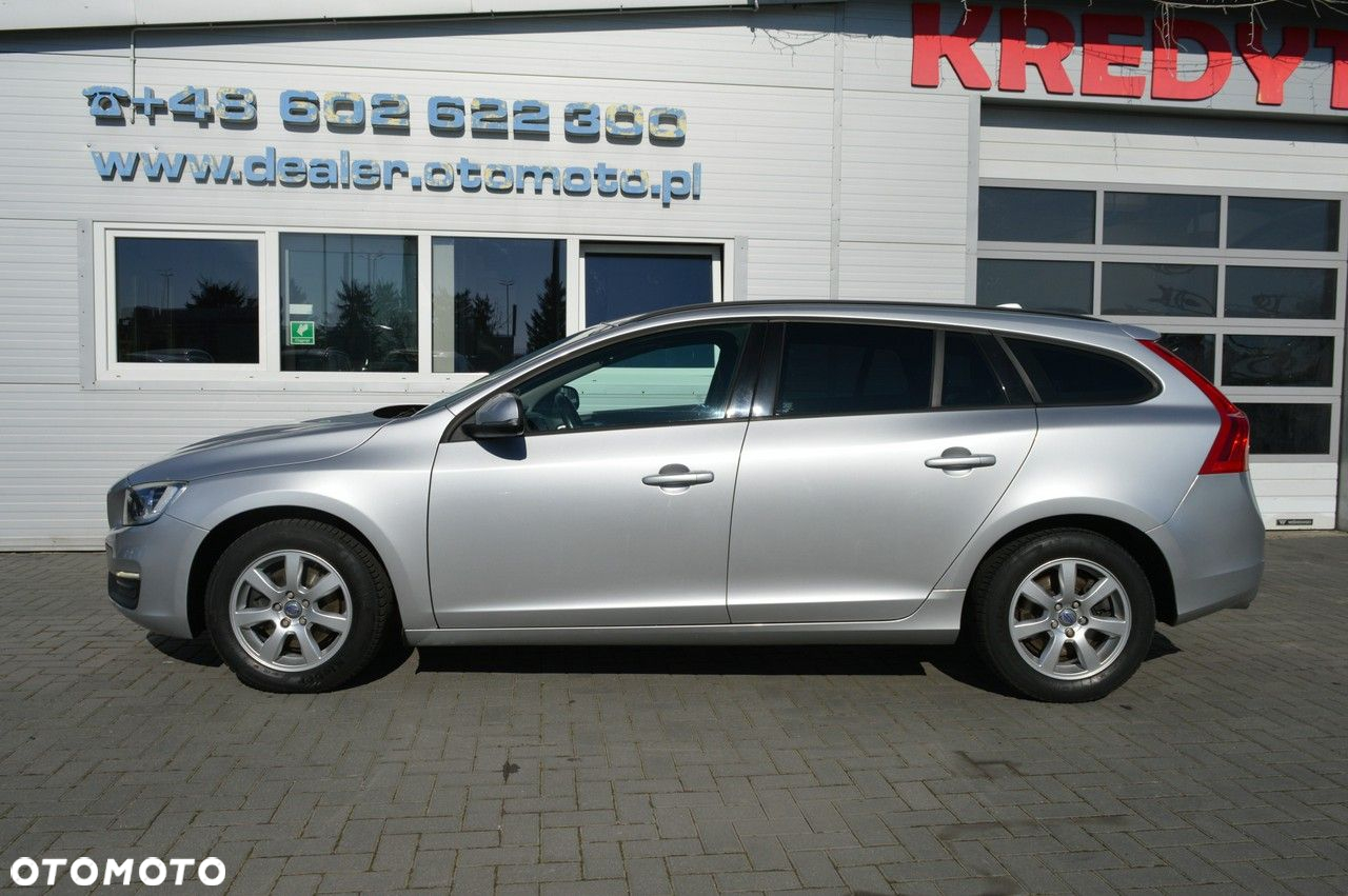 Volvo V60 D2 Kinetic - 13