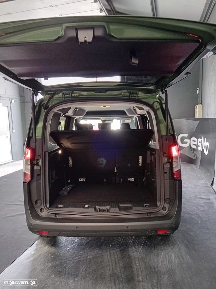Ford Tourneo Courier 1.0 EcoBoost Titanium - 11