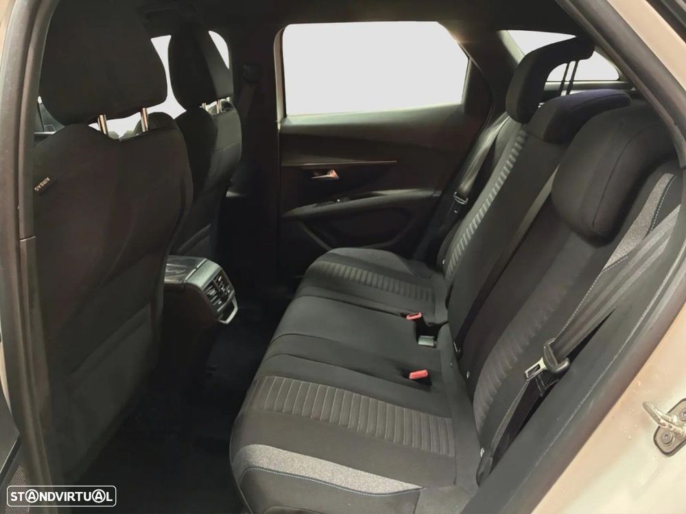 Peugeot 3008 PureTech 130 Stop & Start GPF EAT8 Allure Pack - 12