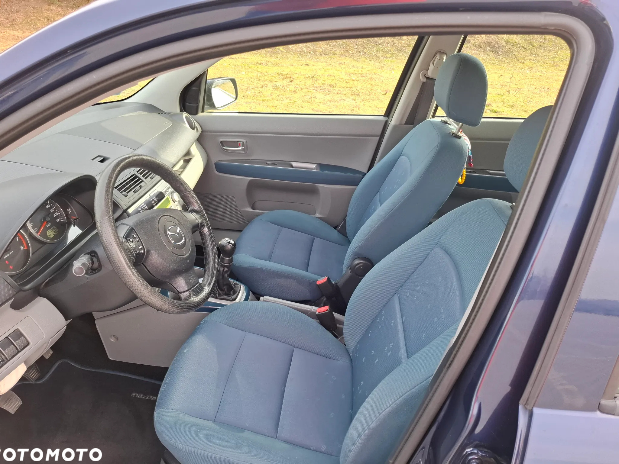 Mazda 2 - 7