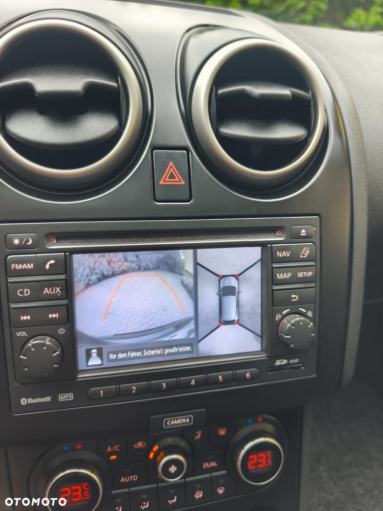 Nissan Qashqai+2 - 14