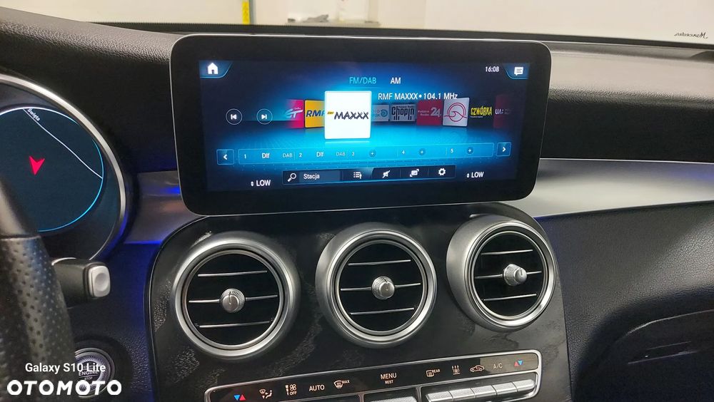 Mercedes-Benz GLC 300 de 4Matic 9G-TRONIC AMG Line Plus - 23