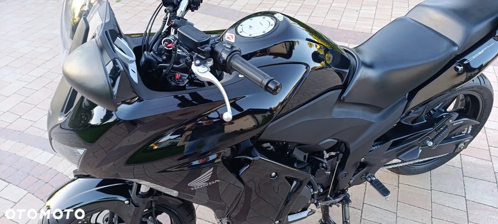 Honda CBF - 15
