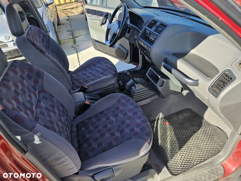 Ford Maverick 2.4 - 5