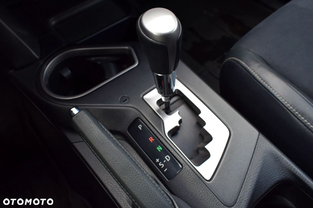 Toyota RAV4 2.0 4x4 Automatik Executive - 17