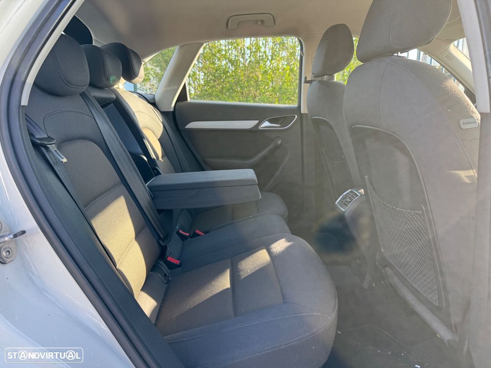 Audi Q3 2.0 TDI Sport - 39