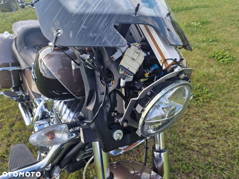 Indian Roadmaster - 15