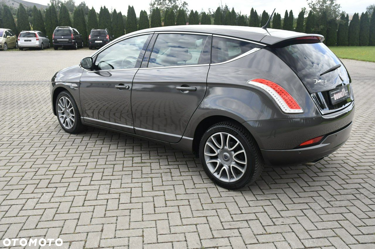 Lancia Delta - 13