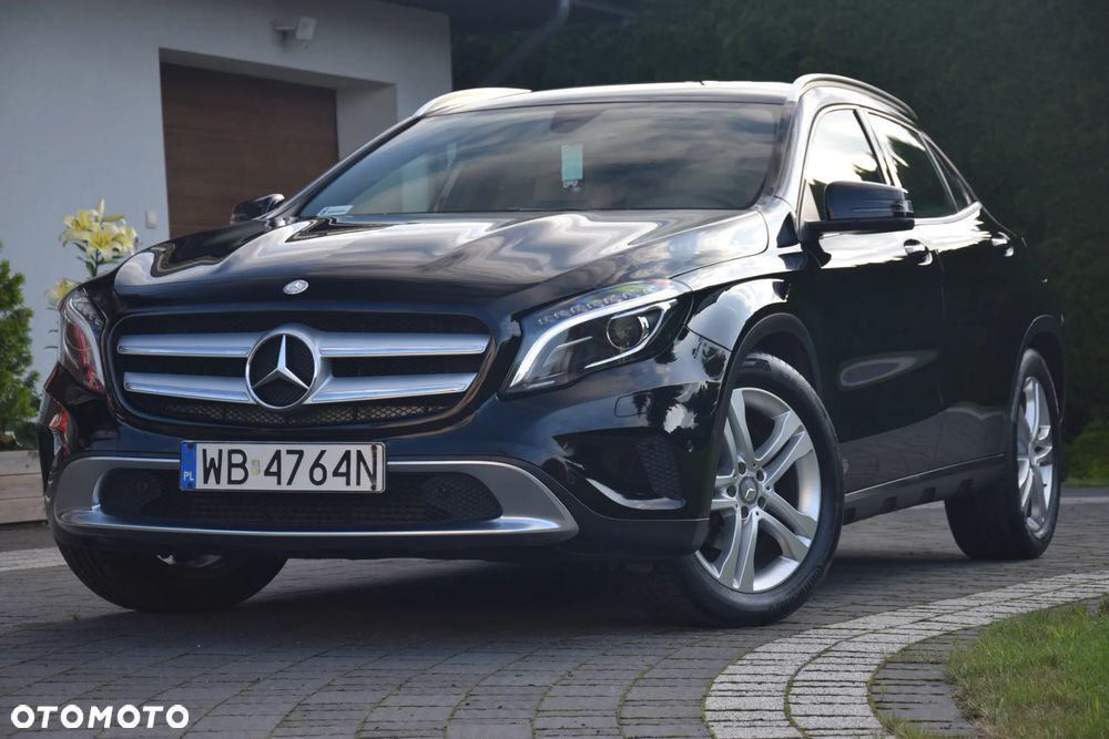 Mercedes-Benz GLA 200 7G-DCT Urban - 1