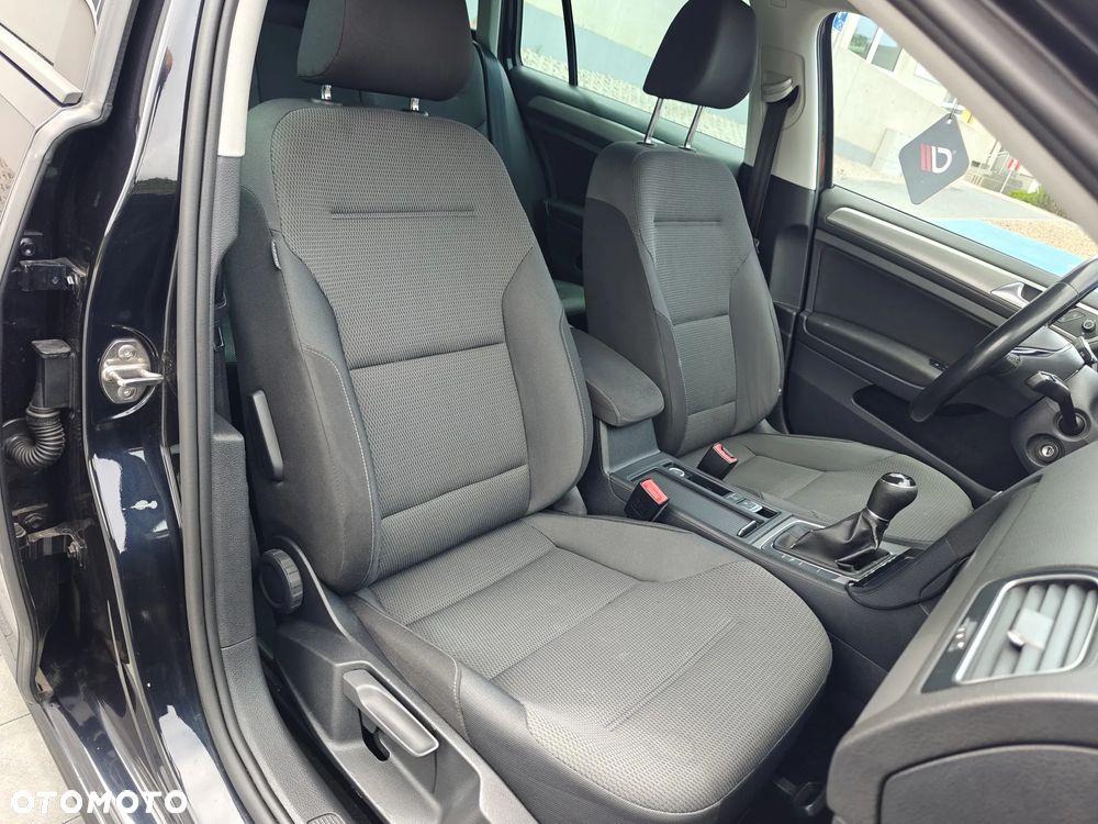 Volkswagen Golf 1.6 TDI BlueMotion Trendline - 13