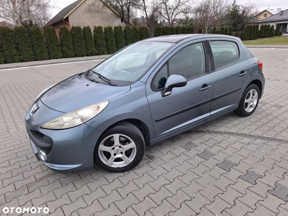Peugeot 207 - 2